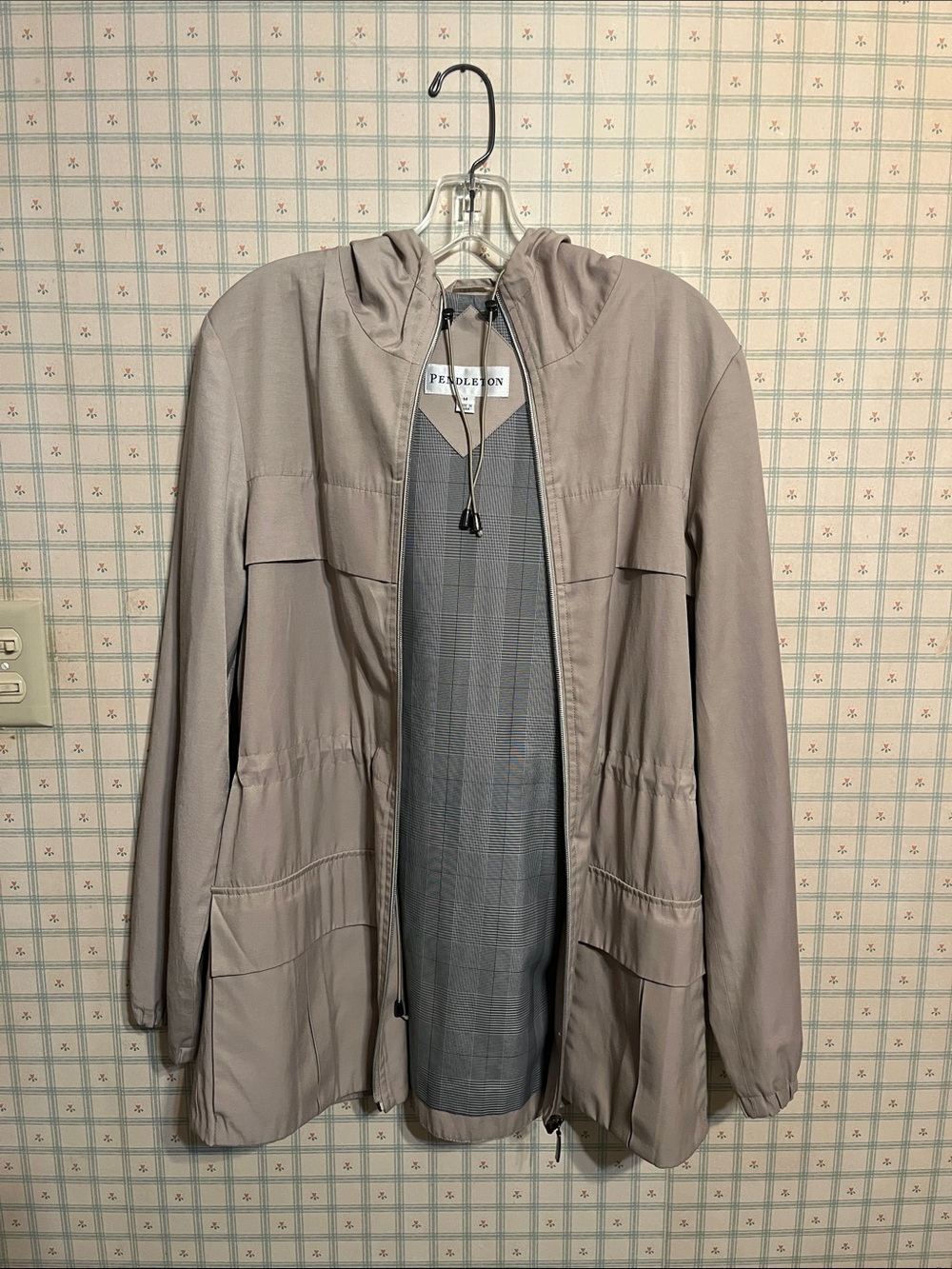 Pendleton Neutral Taupe Hooded Drawstring Anorak